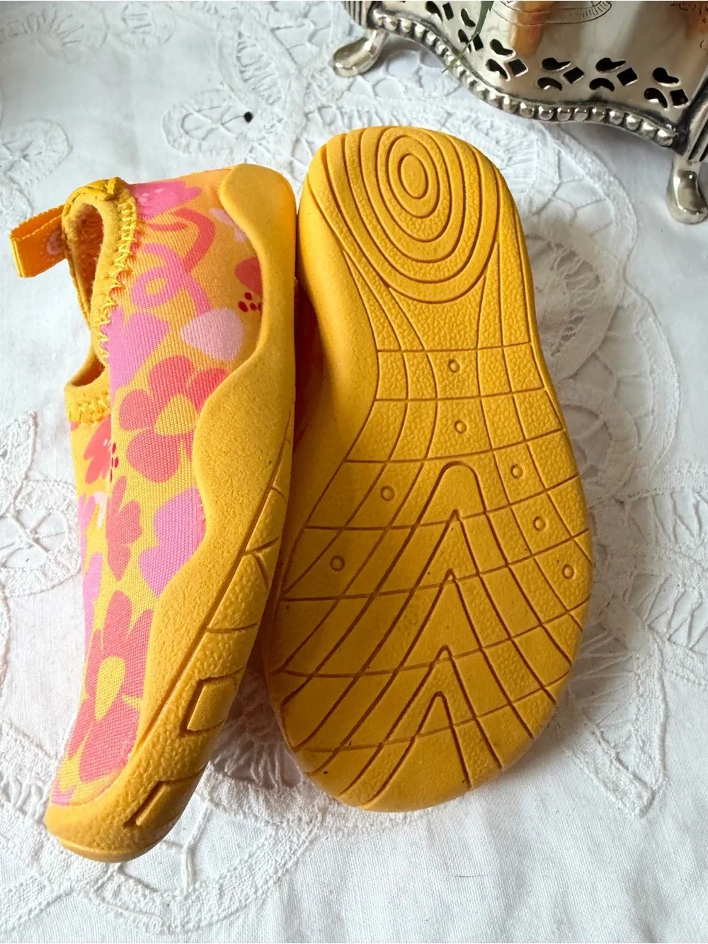 Reima Lean kids water shoes pink orange US 5